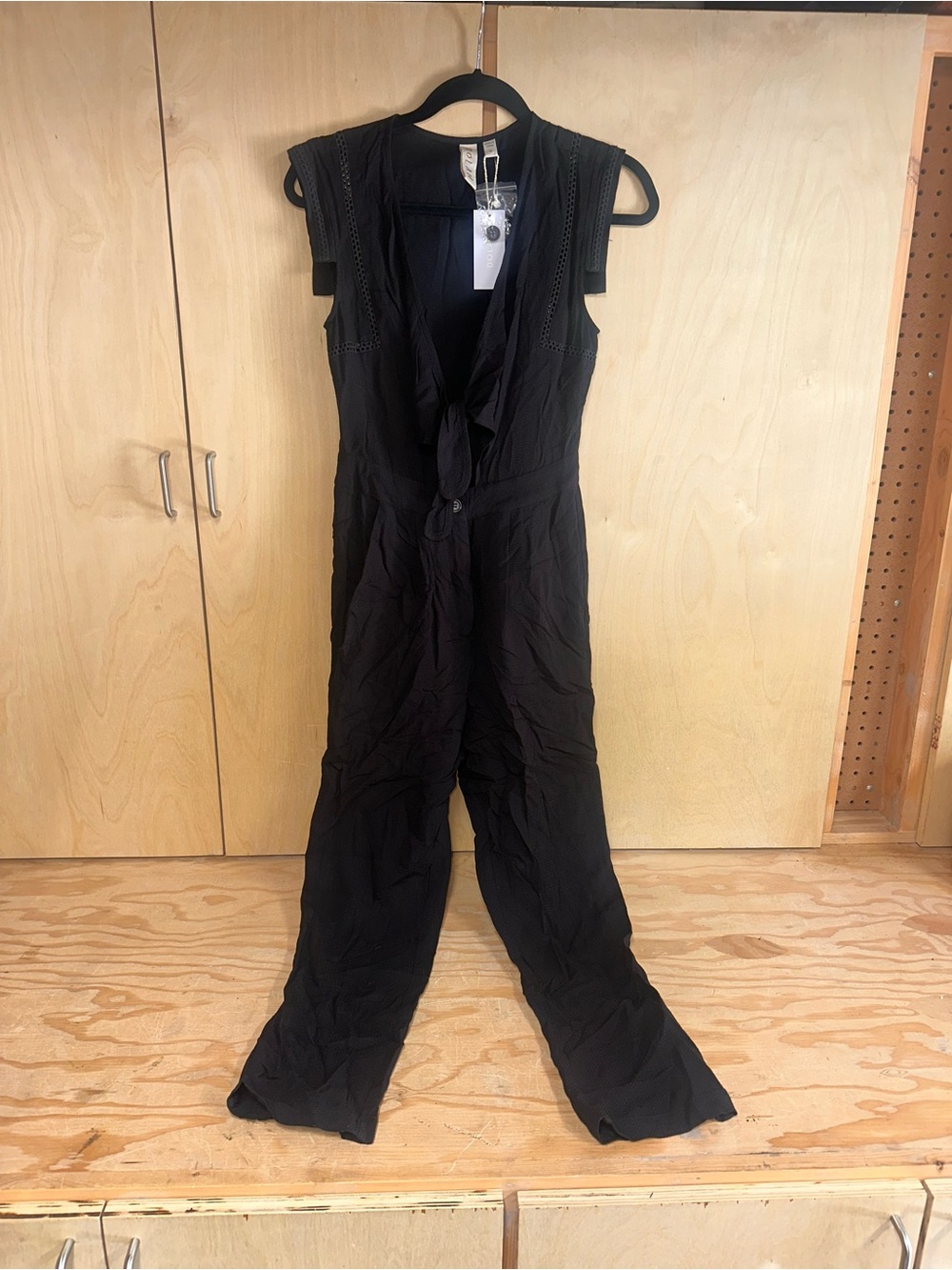 DOLAN Black Sleeveless V-Neck Jumpsuit